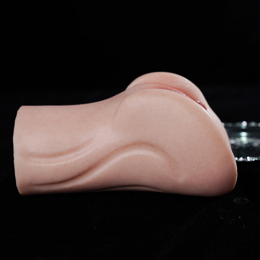 ENX Mia handheld pocket stroker in real size